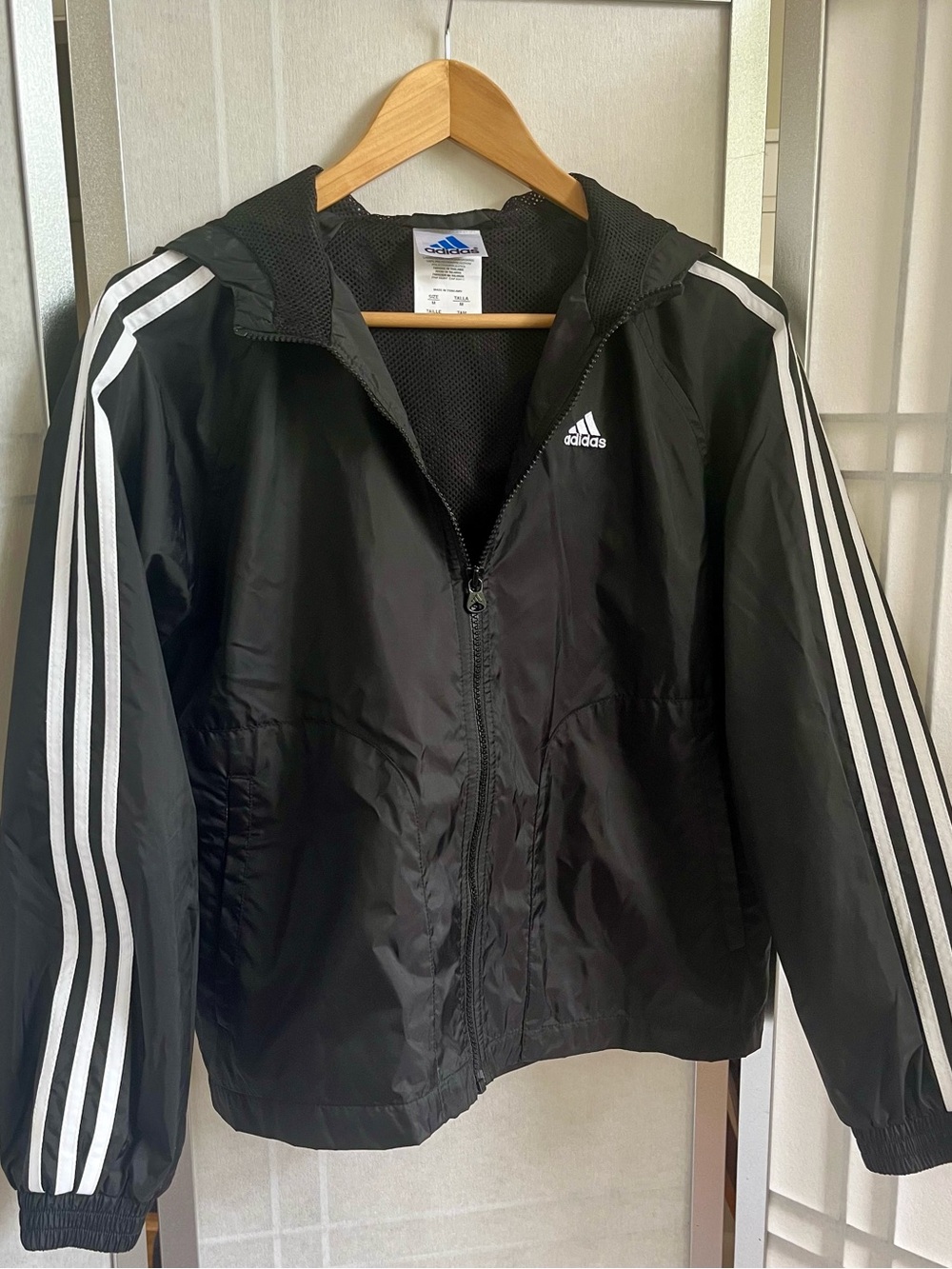 Adidas Black Hooded Windbreaker Jacket 3 Stripe Mesh Lined Full Zip Size M